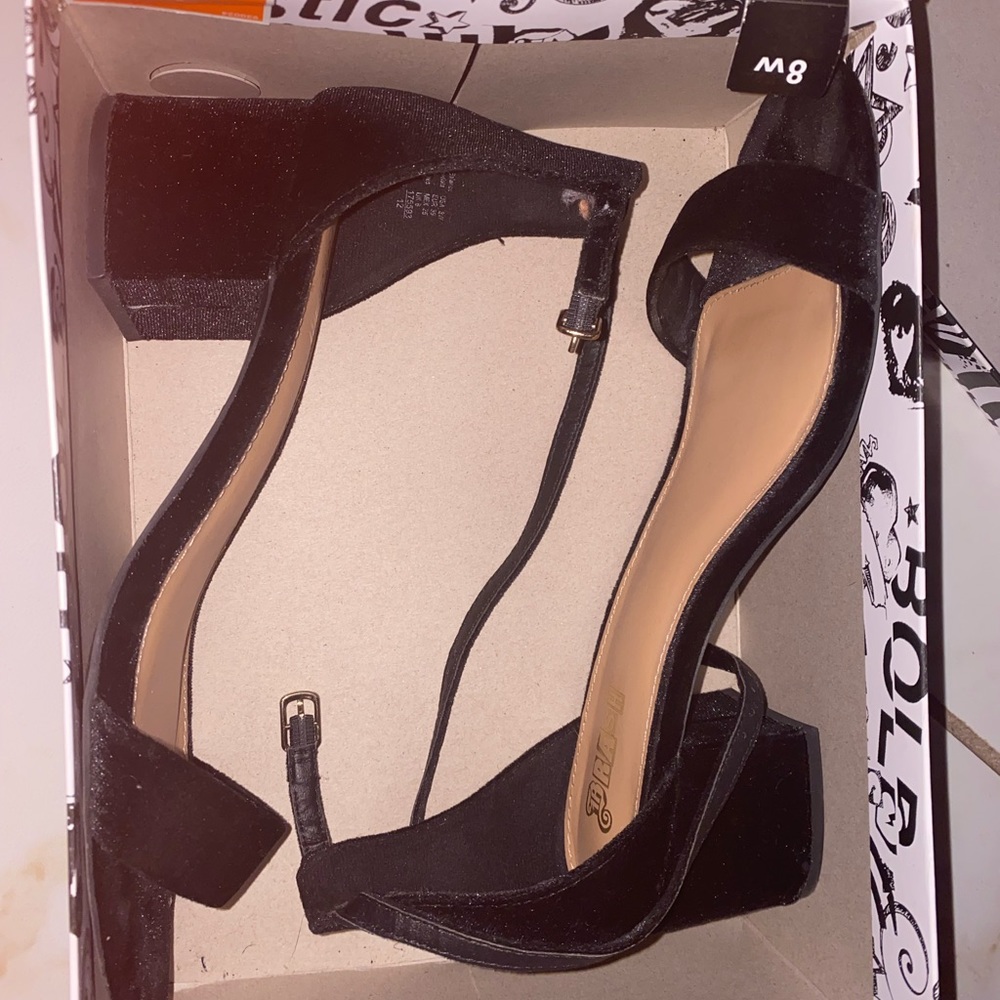 Black 1.5-2.5 inch heels.